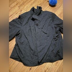 Maggie Barnes Elegant Black Embossed Blazer